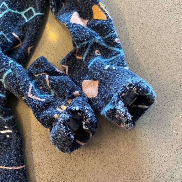 Milk snob knotted gown and hat - Picture 3 of 7